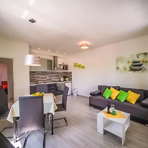  Apartment Carmen Volosko