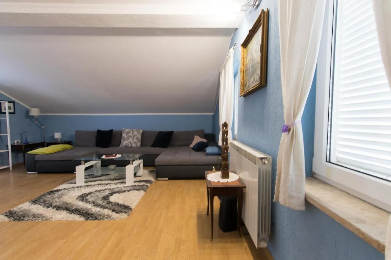 Villa Giani Apartments With Swimming Pool Opatija